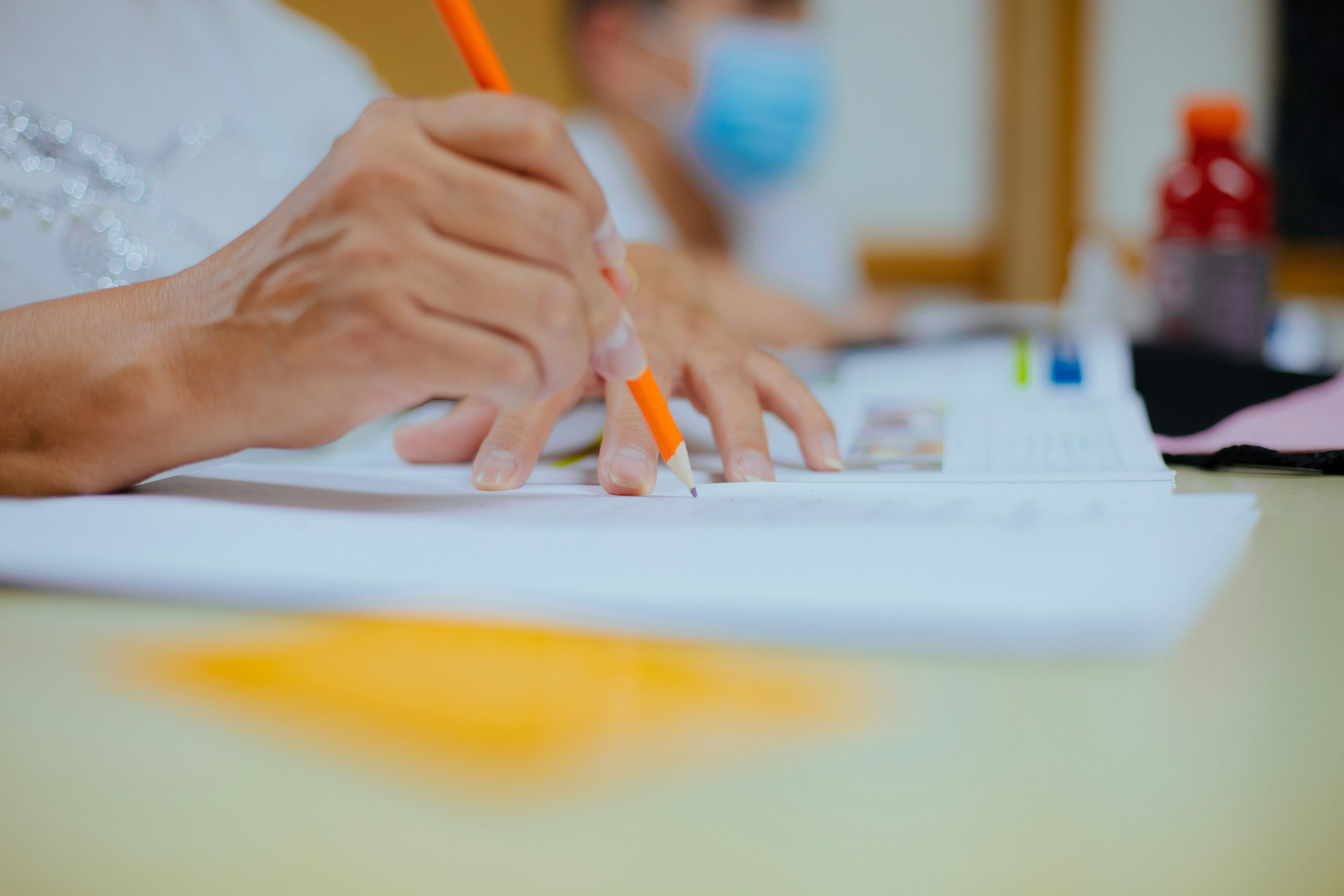 Why Live Feedback Beats the Purple Pen For English Teachers